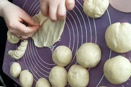 How to Prepare the Dough for Ğuf